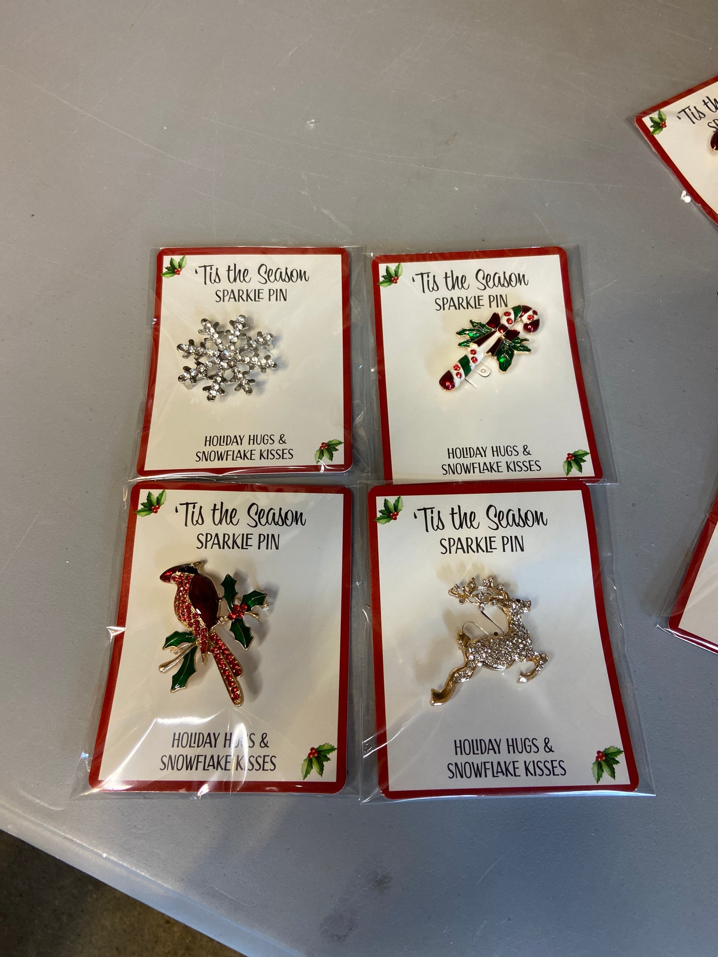 Seasons Sparkly Pin ASST