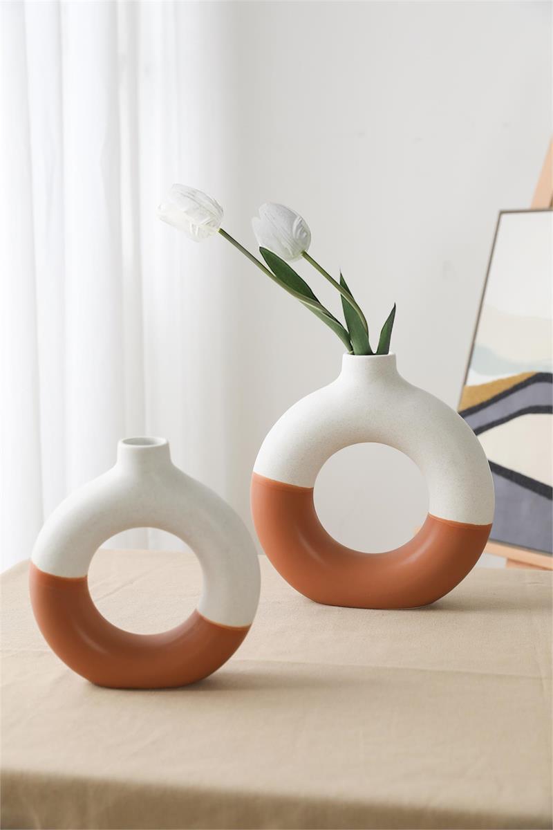 2 Tone Donut Vase