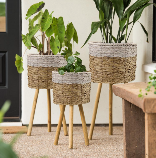 Woven Grass Planter W/Legs