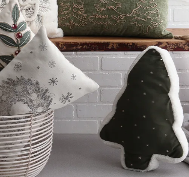 Tree Shaped Pillow - Green