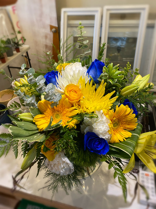 Sunny Skies Vase